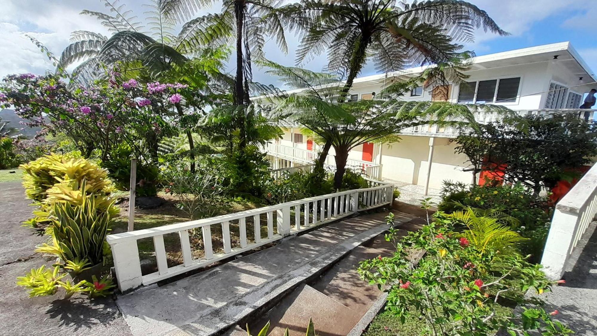Dave Parker Eco Lodge Hotel Апиа Екстериор снимка