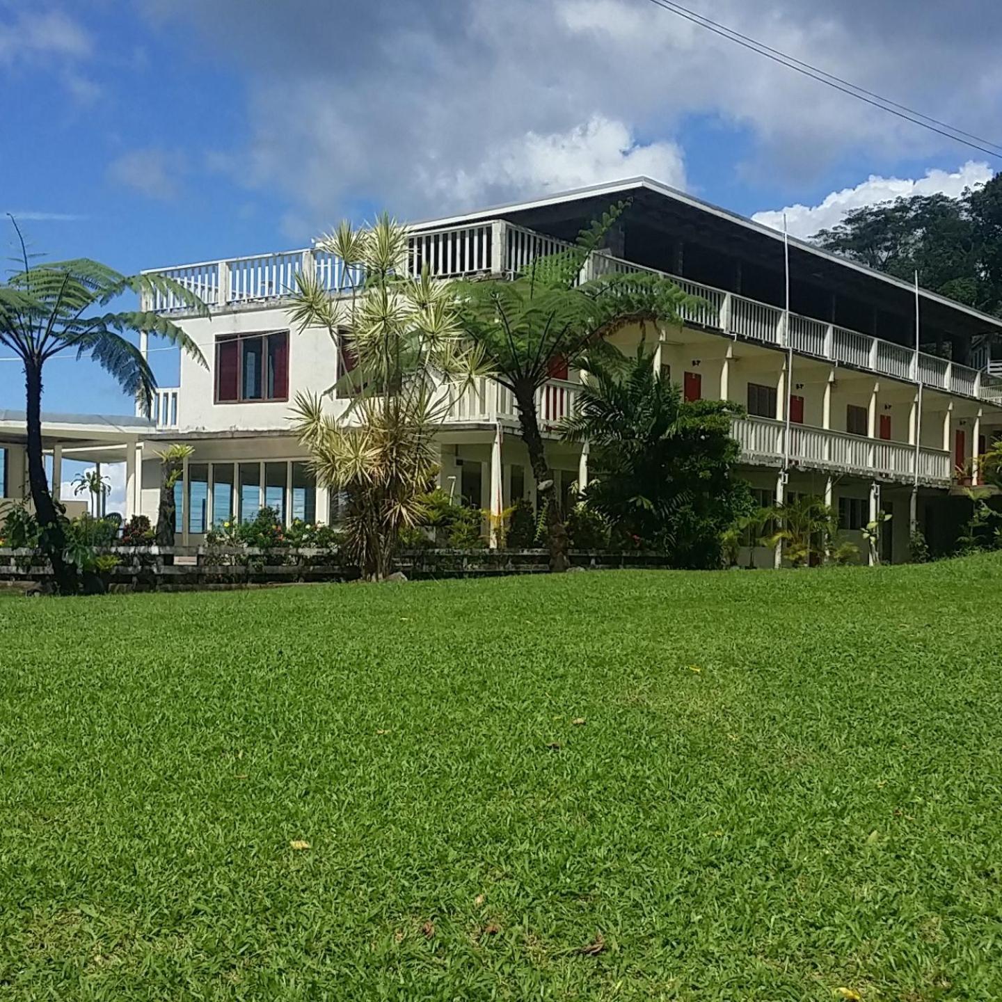 Dave Parker Eco Lodge Hotel Апиа Екстериор снимка