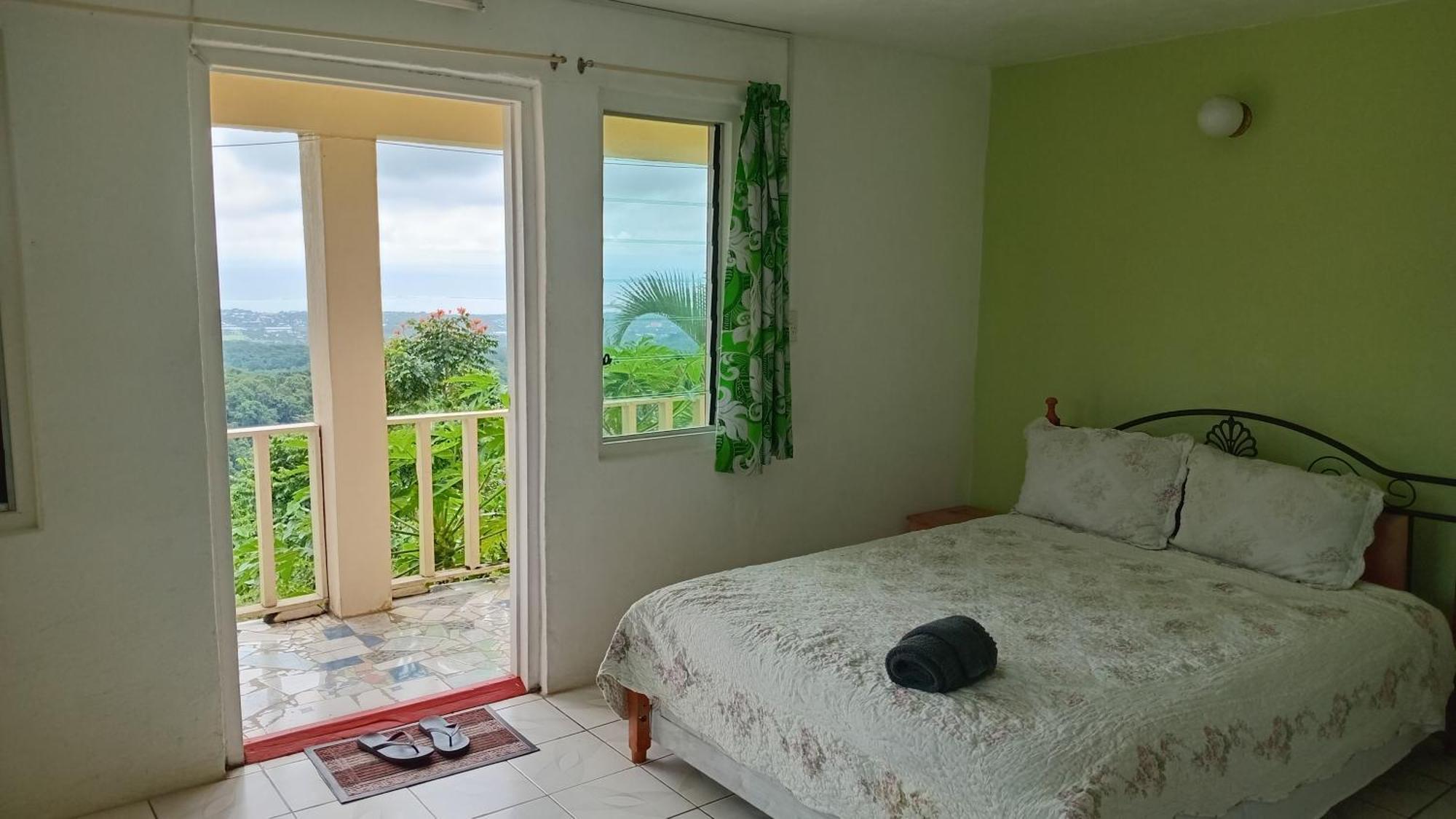 Dave Parker Eco Lodge Hotel Апиа Екстериор снимка