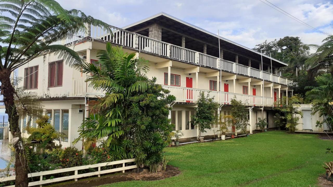 Dave Parker Eco Lodge Hotel Апиа Екстериор снимка
