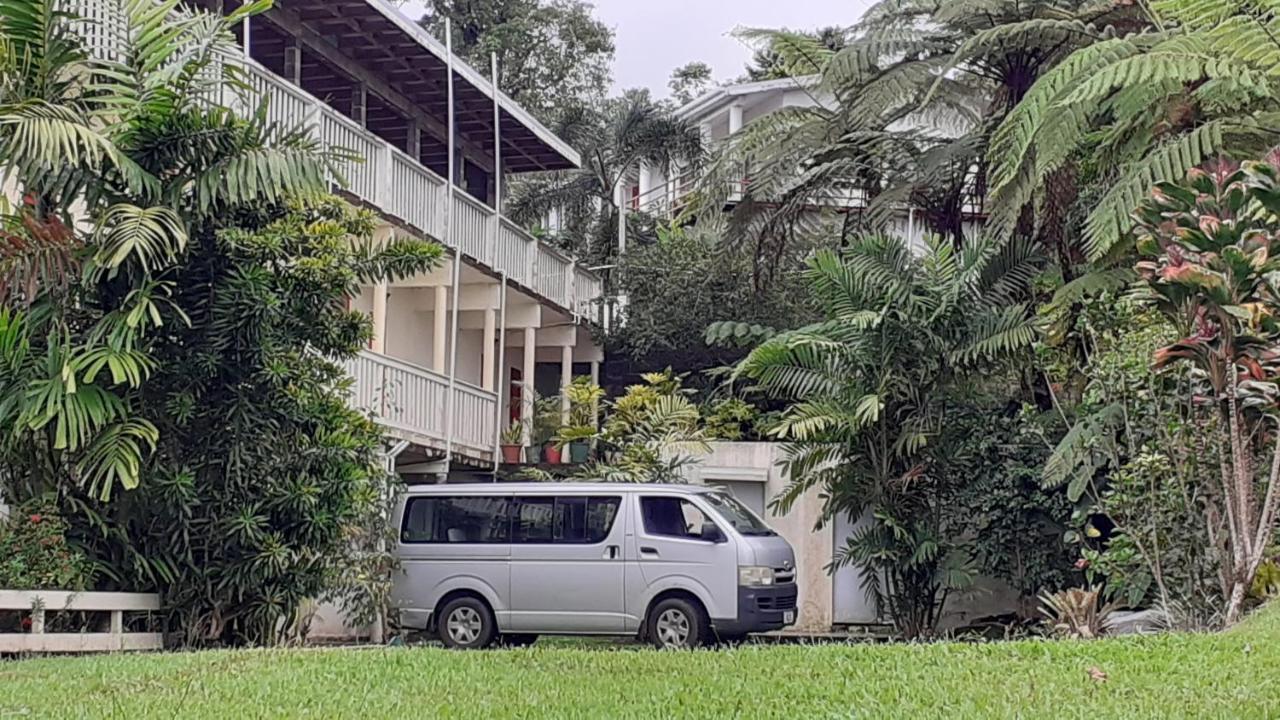 Dave Parker Eco Lodge Hotel Апиа Екстериор снимка